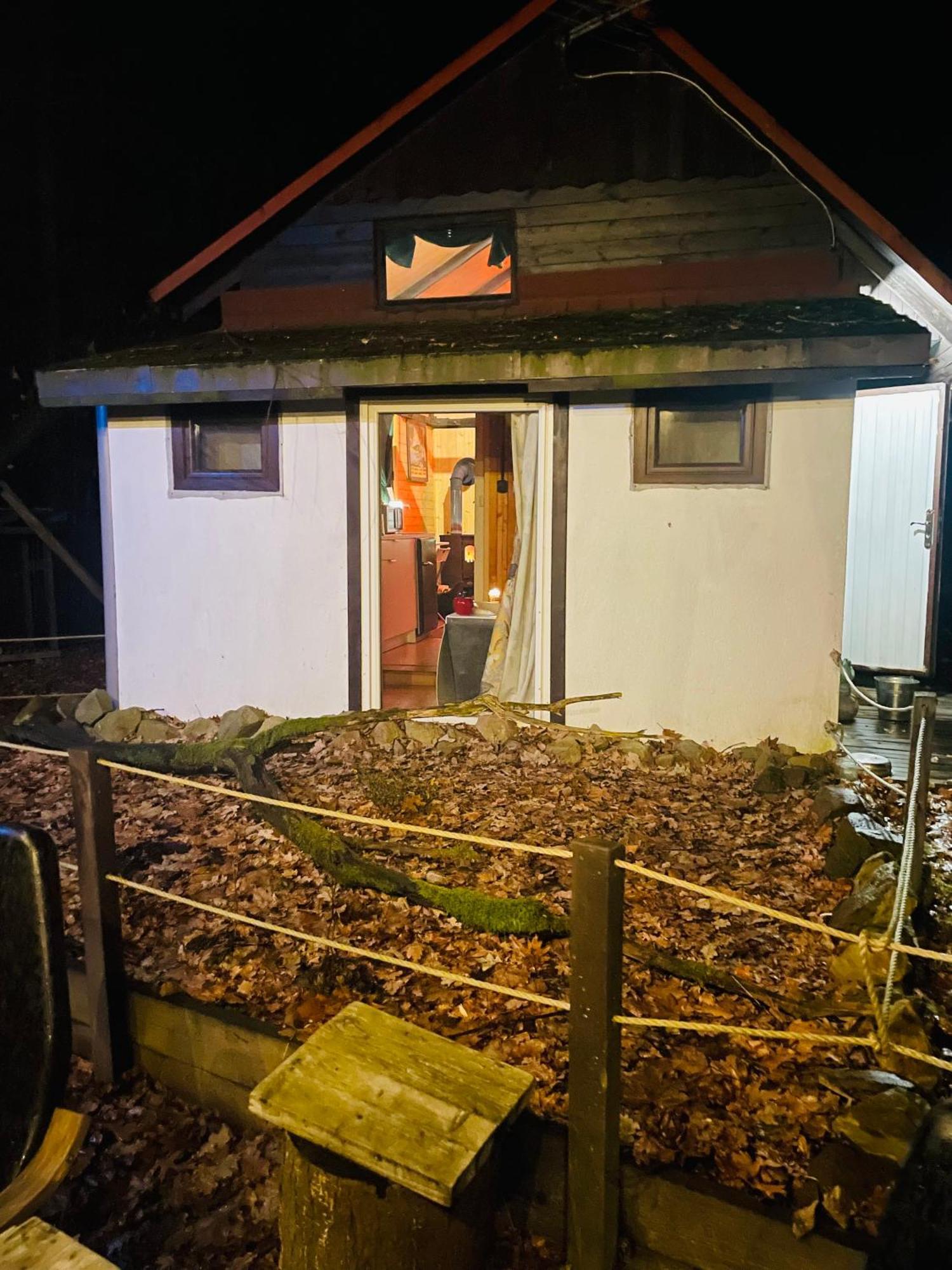Romantyczna Chatka Pisarzowice  Eksteriør billede